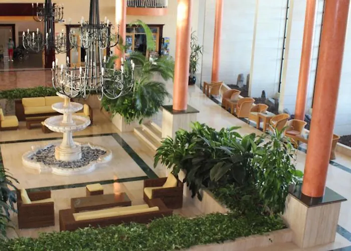 Grand Muthu Golf Plaza & Hotel