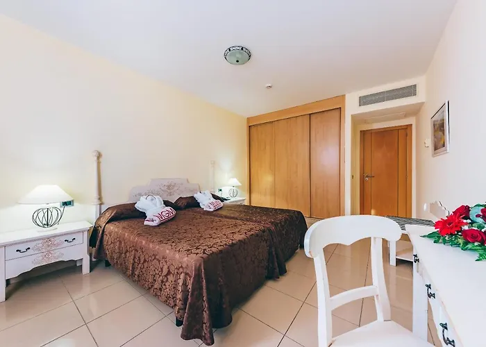 Hotel Grand Muthu Golf Plaza & 5*