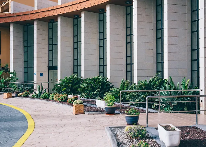 Grand Muthu Golf Plaza & Hotel