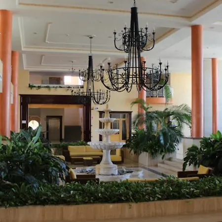 Hotell Grand Muthu Golf Plaza &