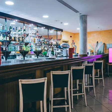 Grand Muthu Golf Plaza & Hotel