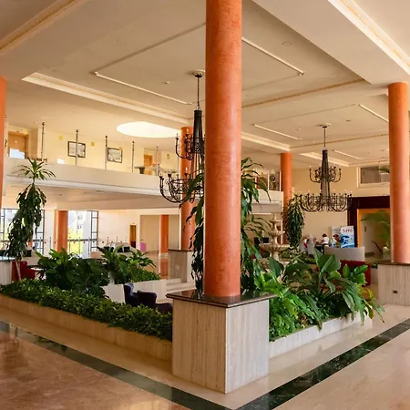Ξενοδοχείο Grand Muthu Golf Plaza & 5*