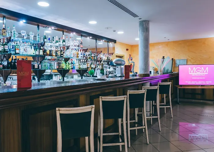 Grand Muthu Golf Plaza & Otel