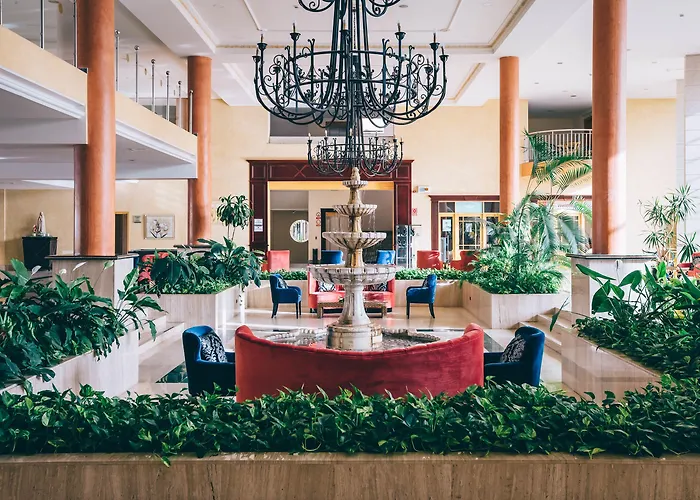 Grand Muthu Golf Plaza & 5*