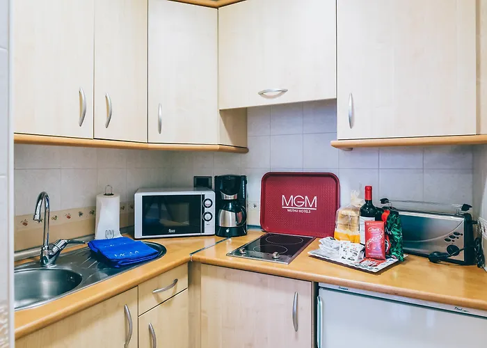 Grand Muthu Golf Plaza & Hotel