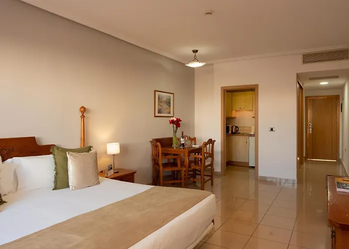 Grand Muthu Golf Plaza & סן מיגל דה אבונה